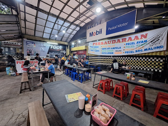 Pecel Lele Persaudaraan