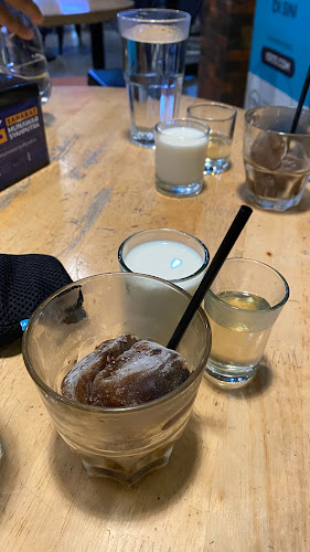 Comentarii opinii despre Dhapu Ava Koffie Sudirman