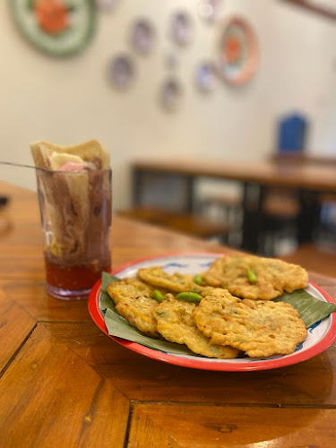 Dapoer doeaan by sari cikajang - Gastronomi dan perhotelan