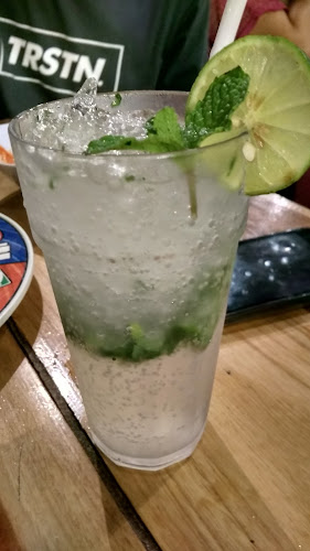 WARUNK WOW KWB - Gastronomi dan perhotelan