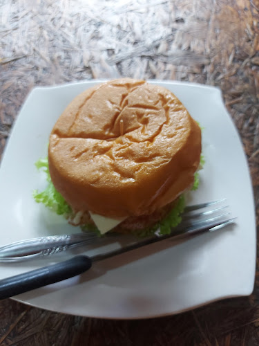 Jl. Wuluku Raya No.24, Babakan Sari, Kec. Kiaracondong, Kota Bandung, Jawa Barat 40283