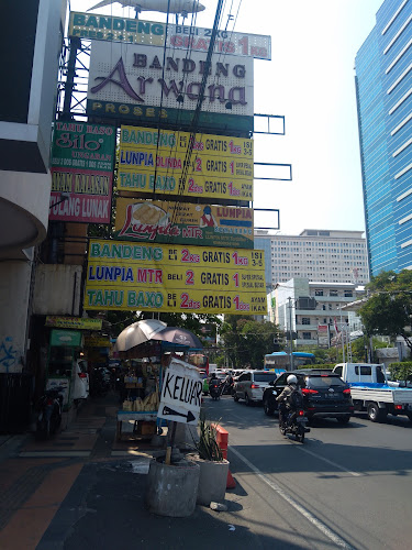 2C77+M72, Jl pekunden kel pekunden kec semarang tengah, Keluraha Pekunden, Kecamatan semarang, Pekunden, Kec. Semarang Tengah, Kota Semarang, Jawa Tengah 50243