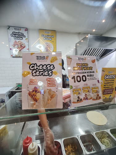 Opinii despre Kebabblasan Pramuka în Kota Banjarmasin - Gastronomi dan perhotelan