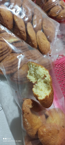 Opinii despre Bolu Gang Bunga în Kota Pontianak - Gastronomi dan perhotelan