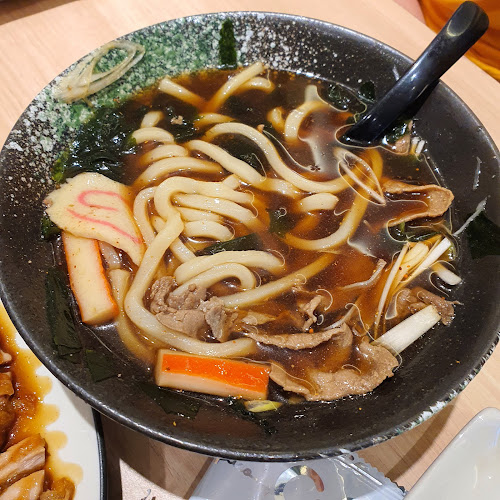 Jl. Muchtar Lutfi No.11, Maloku, Kec. Ujung Pandang, Kota Makassar, Sulawesi Selatan 90115