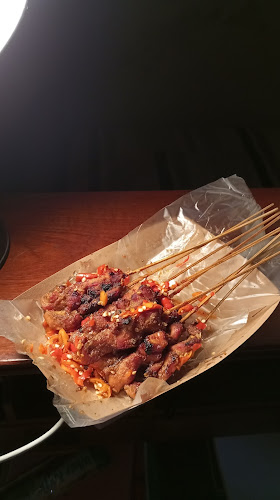 Opinii despre Iga Bakar Pak Sarwon în Kota Bandung - Gastronomi dan perhotelan