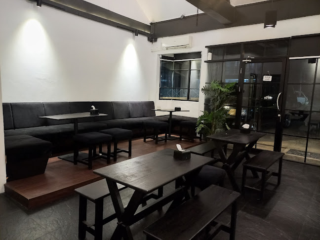 Pito Cafe - Gastronomi dan perhotelan