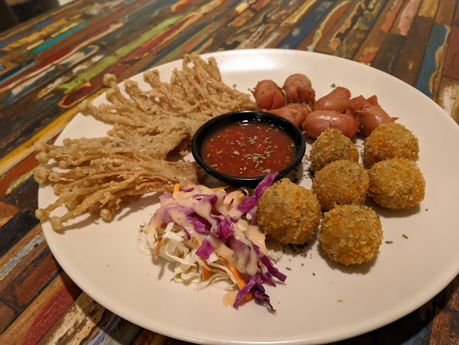 Opinii despre Sektor.316 în Kota Malang - Gastronomi dan perhotelan