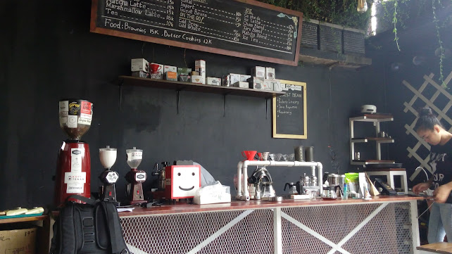 Comentarii opinii despre Wardhani Resto