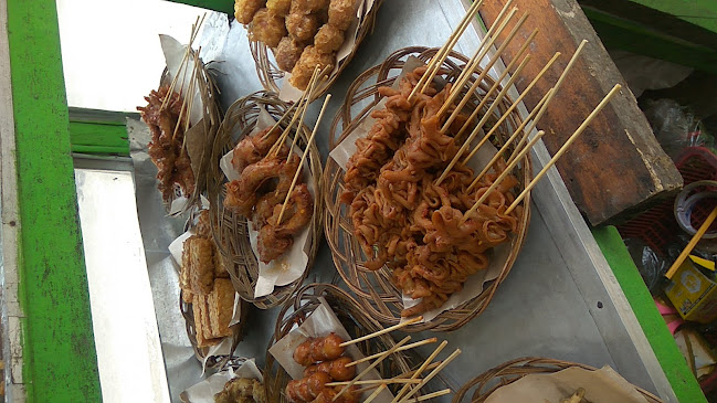 Angkringan Mas Gatot - Gastronomi dan perhotelan