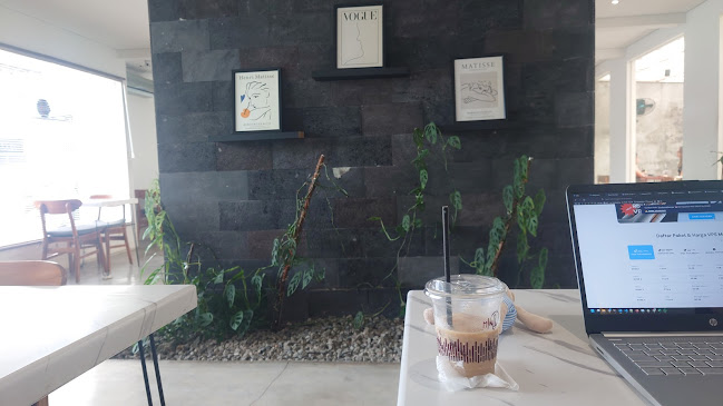 Opinii despre Mino Coffee în Kota Tangerang Selatan - Gastronomi dan perhotelan