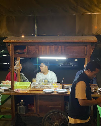 RJ39+CJ7, Selasar Rukan Victoria park, RT.002/RW.009, Nusa Jaya, Karawaci, Tangerang City, Banten 15116