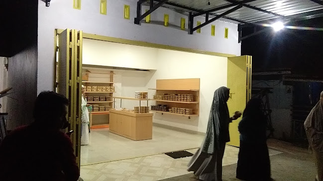 Opinii despre Rezky Bakery în Kota Palopo - Gastronomi dan perhotelan