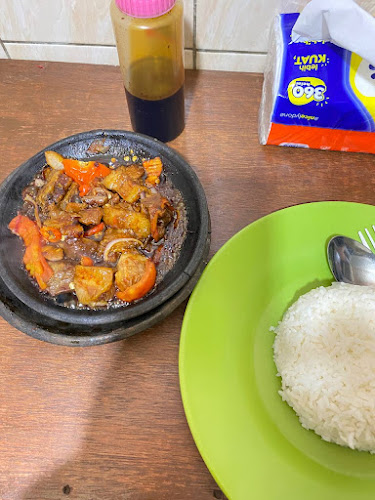 Opinii despre Iga Bakar Pak Sarwon în Kota Bandung - Gastronomi dan perhotelan