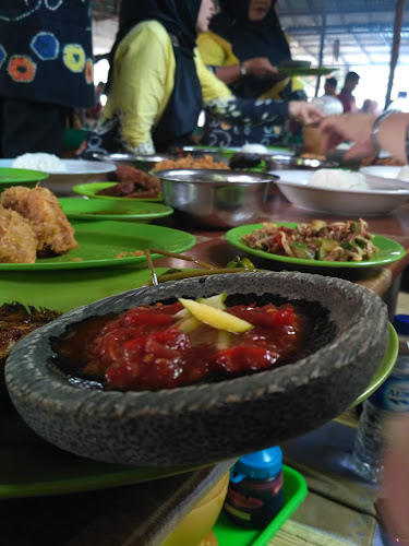 Rumah Makan Pondok Garuda - Kota Banjar Baru