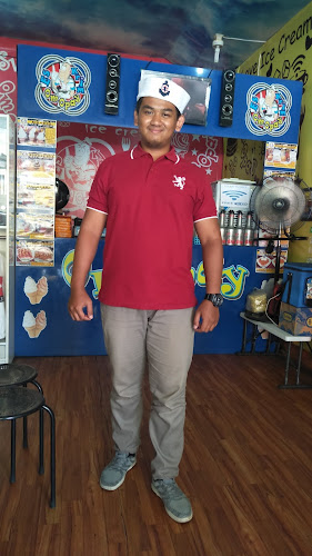 Es Krim Om Opay - Gastronomi dan perhotelan