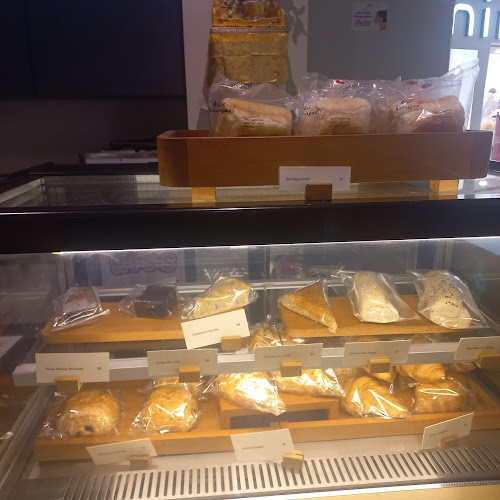 Jl. Teuku Umar No.1, Dauh Puri Klod, Kec. Denpasar Bar., Kota Denpasar, Bali 80113