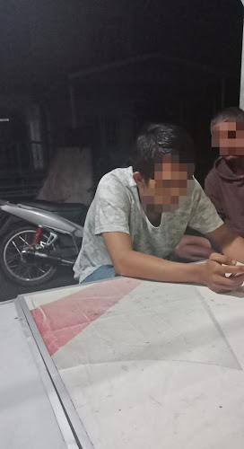 Opinii despre Warung Kopi Aciak în Kota Padang - Gastronomi dan perhotelan