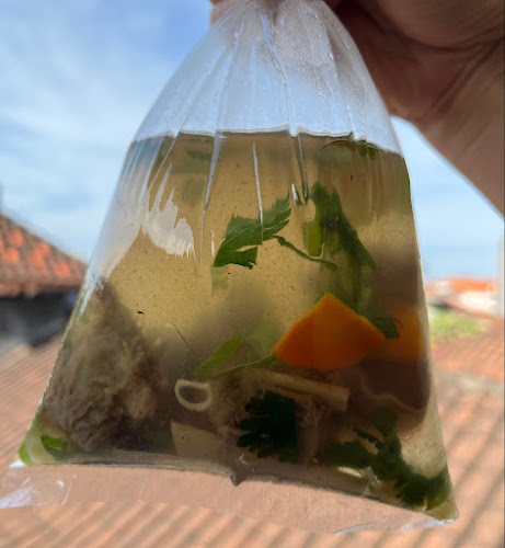 Ayam & Sop Iga Sapi Jontor Teuku Umar - Gastronomi dan perhotelan