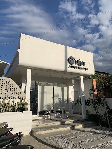 Mujur Coffee & Roster