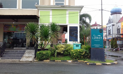 Lekker Resto & Cafe