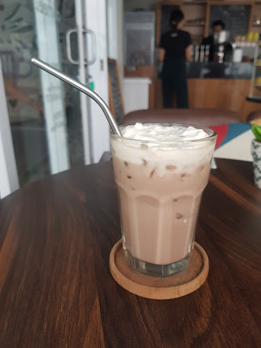 LOII Coffee - Gastronomi dan perhotelan