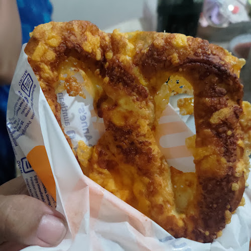Opinii despre Auntie Anne's Tunjungan Plaza în Surabaya - Gastronomi dan perhotelan