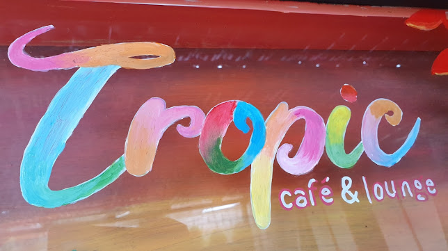 Comentarii opinii despre Tropic Cafe & Lounge