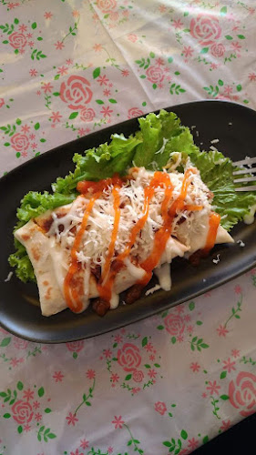 Mimom's Cook and Bake - Gastronomi dan perhotelan