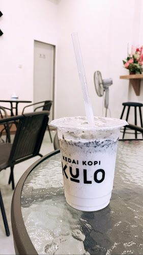 Kedai Kopi Kulo, Yos Sudarso.