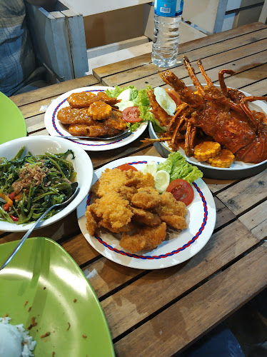 Pondok Makan Tapi Sungai