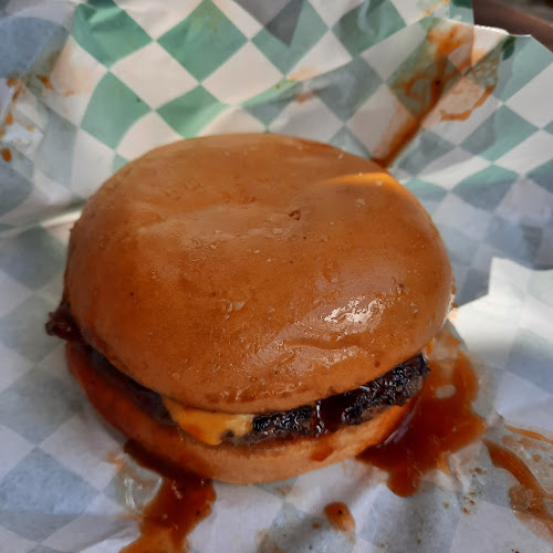 Loop - Graha Famili - Gastronomi dan perhotelan