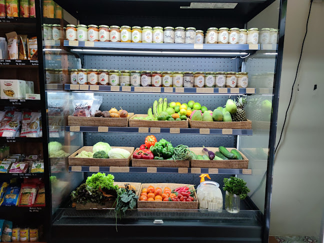 Comentarii opinii despre Bali Buda Renon