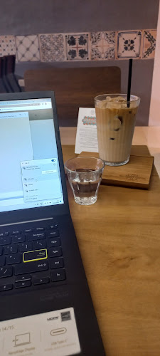 Collective Grounds Coffee - Kota Medan