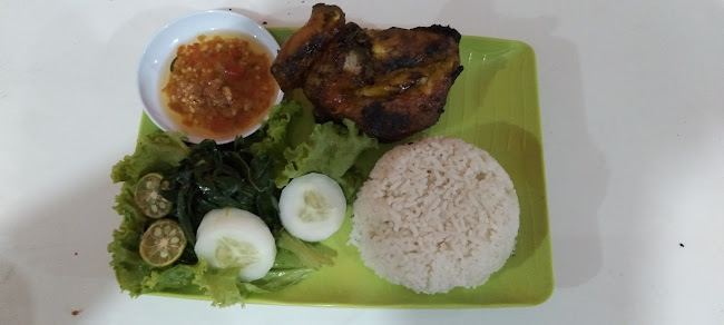 Comentarii opinii despre Ikan Bakar Labuan Bajo