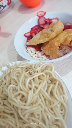 Bakso Lumayan - Gastronomi dan perhotelan