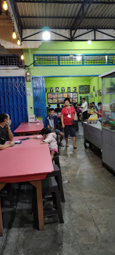 Yayuk Seafood - Gastronomi dan perhotelan