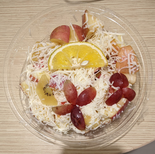 Opinii despre Salad MOI (#1 Healthy Salad Buah) - Imam Bonjol în Kota Semarang - Gastronomi dan perhotelan