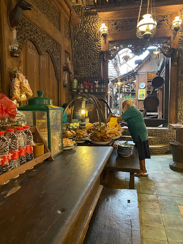 Wedangan Pendhopo - Gastronomi dan perhotelan