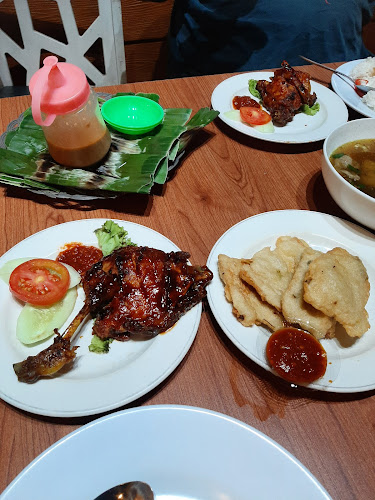 Jl. Ps. Kranggot No.3, Jombang Wetan, Kec. Jombang, Kota Cilegon, Banten 42411