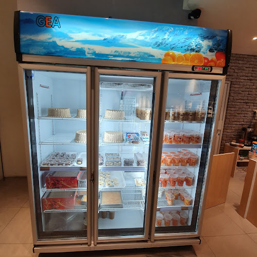 Jl. Daan Mogot No.44, Tikala Baru, Kec. Tikala, Kota Manado, Sulawesi Utara