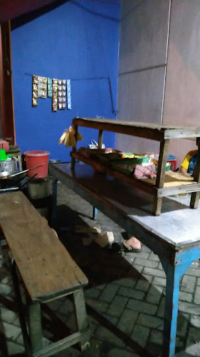 Comentarii opinii despre Warung KENONGO cak Edi