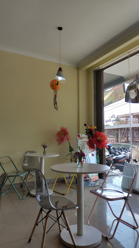 Happy Bites - Gastronomi dan perhotelan