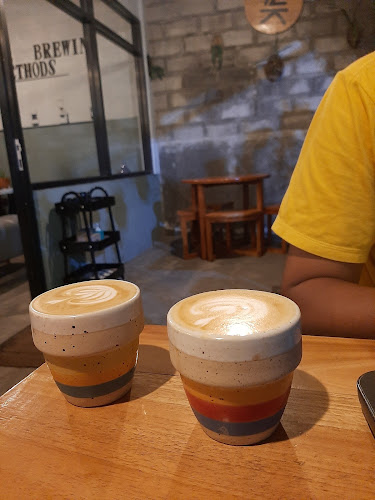 7 Langit Kopi - Gastronomi dan perhotelan