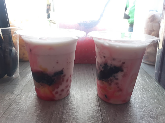 Opinii despre Es krim doger sultan în Kota Bogor - Gastronomi dan perhotelan