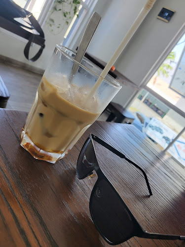 MULA Coffee and Eatery - Gastronomi dan perhotelan