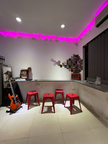 Kebacut Sate Taichan dan Dimsum Mentai