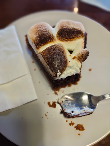 Dailydose Coffee & Eatery - Gastronomi dan perhotelan