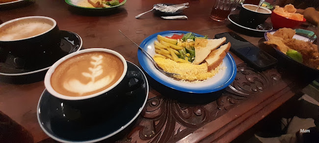 Jl. A. Yani No.417, Cicadas, Kec. Cibeunying Kidul, Kota Bandung, Jawa Barat 40121