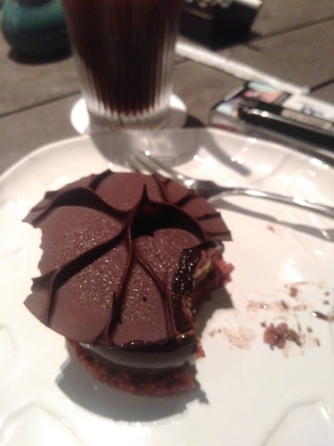 Opinii despre Goolali Gelato Bar & Patisserie în Kota Semarang - Gastronomi dan perhotelan